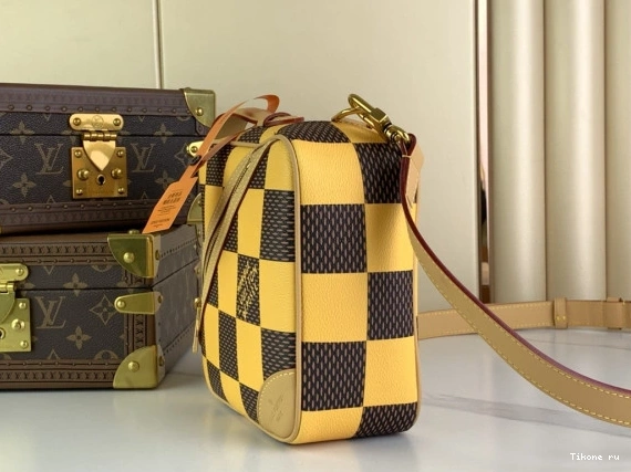 Cheap Messenger-24*24*8CM Chess VUITTON LOUIS 0815